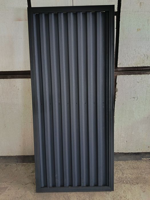 Продам калитку металическую