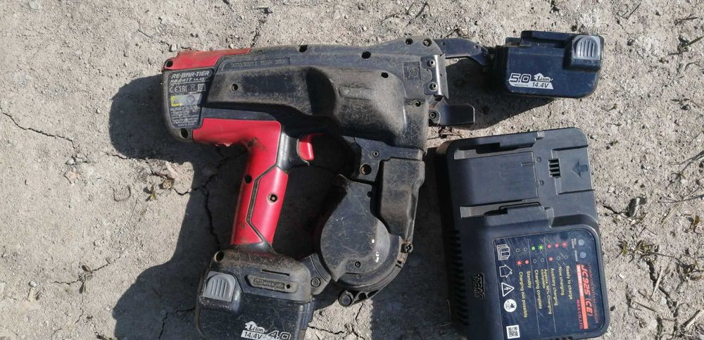 Inchiriez masina de legat fier ( pistol ) MAX RB441