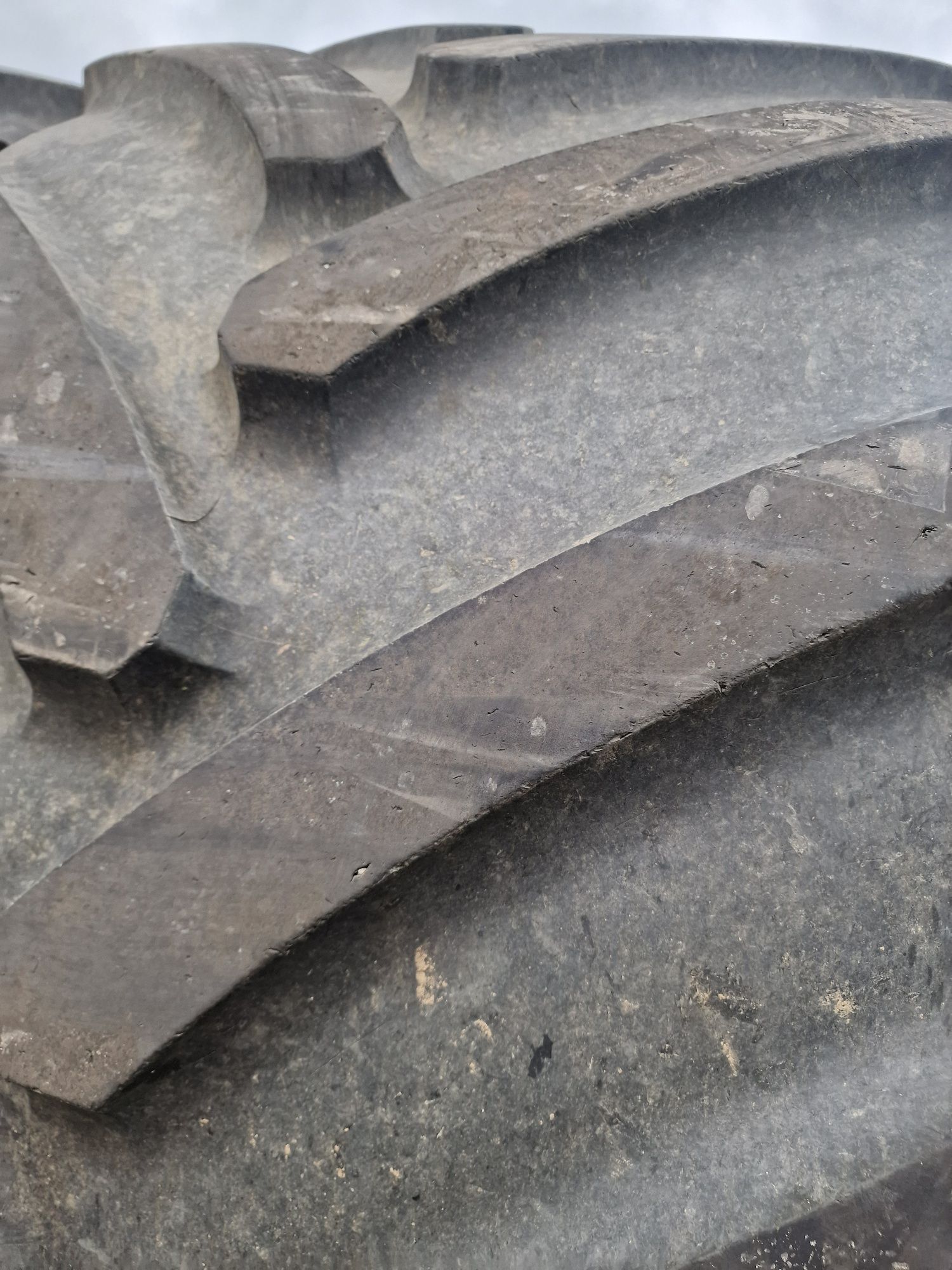 Cauciucuri agri 900/60R42 marca Michelin