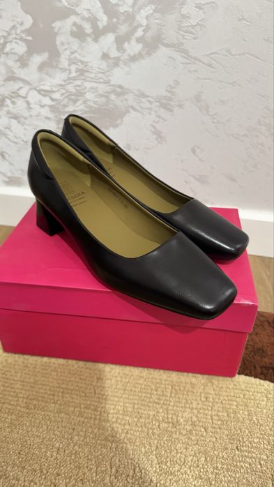 Туфли классические новые