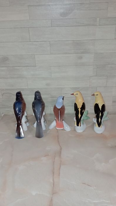 păsări din portelan