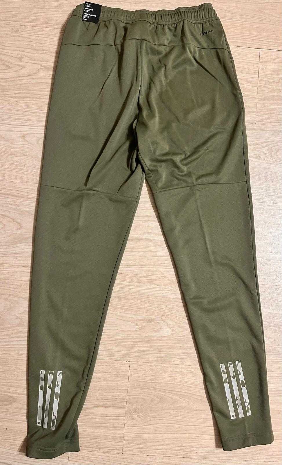 Pantaloni ADIDAS barbati - masura S