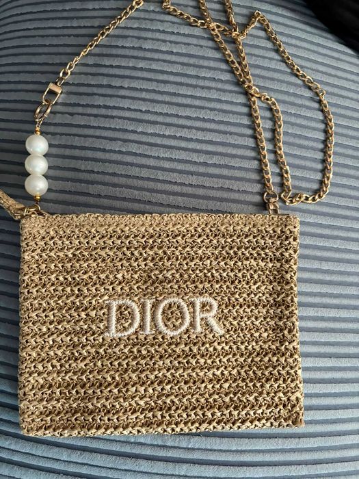 Dior solar escape esential 2023