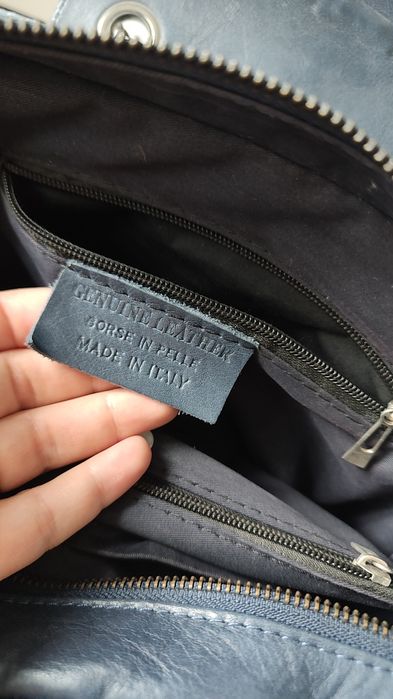 Geanta bleumarin piele italieneasca