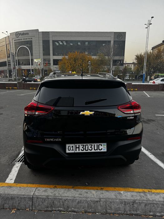 Srochno! Chevrolet Tracker 2025 Probeg 9000km