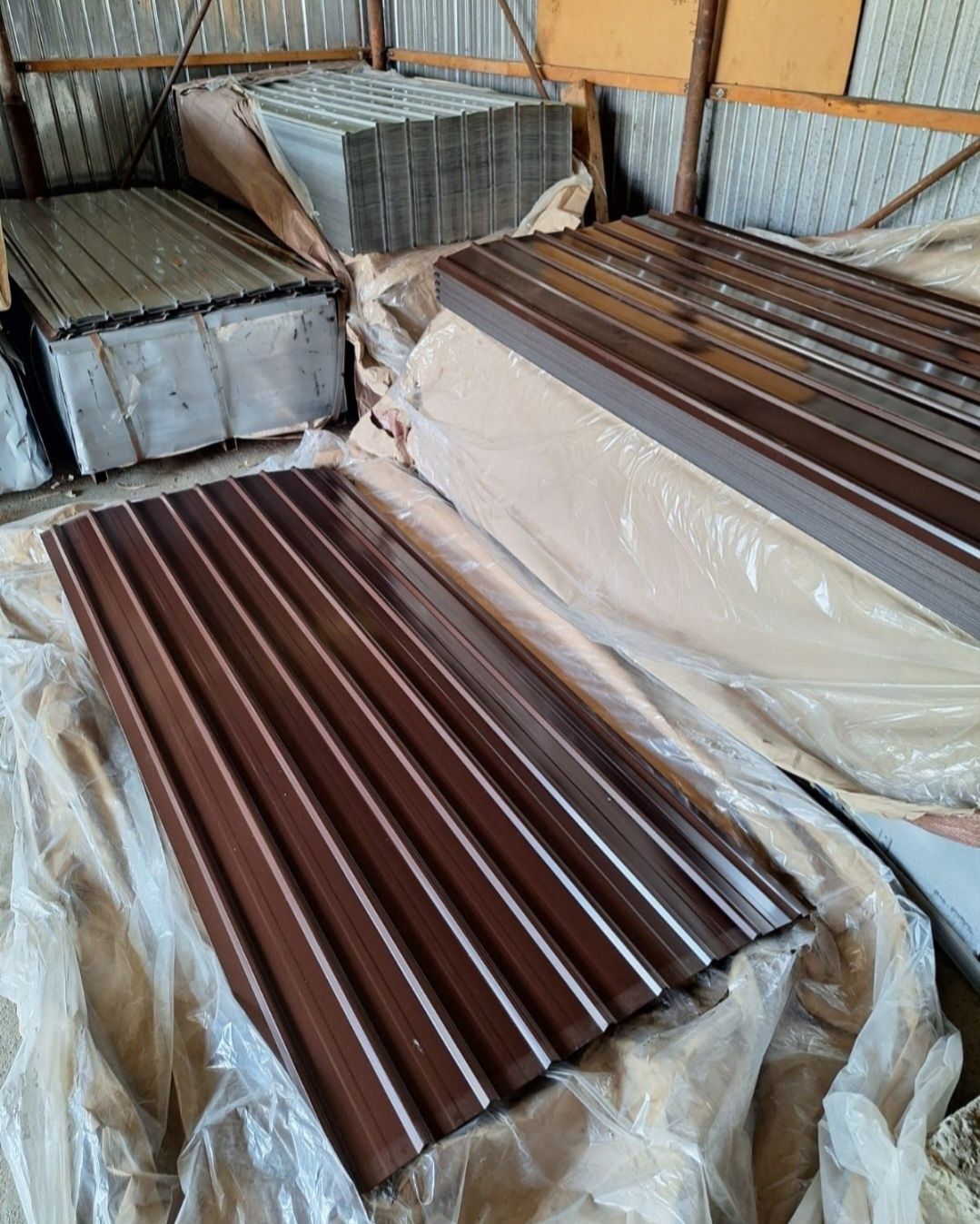 tabla cutata vopsita