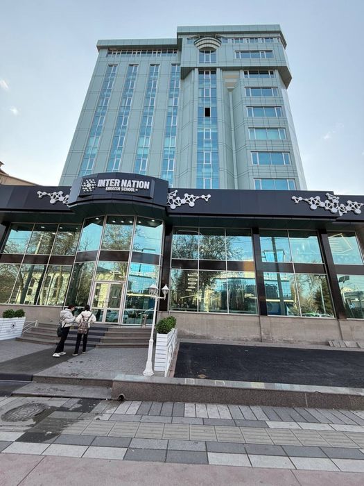 KFC Westminister | 6777кв - Продается Здание вдоль дороги