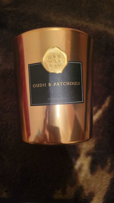 Rituals луксозна свещ - 360 гр. The Ritual of Oudh