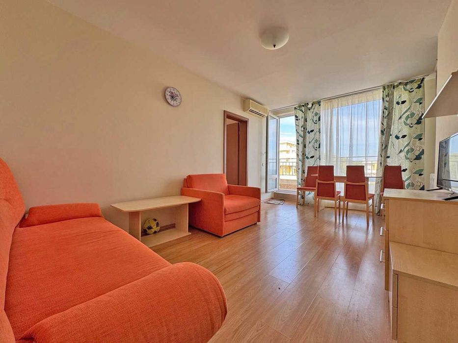 Продава се Двустаен апартамент в Свети Влас - 66 кв.м за 1243 €/кв.м - Снимка #1
