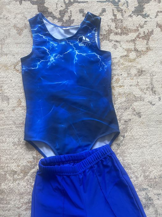 Комплект для спортивной гимнастики купальник и трико 122р