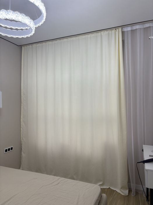 Продам шторы новые