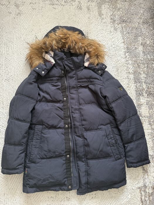 Куртка зимняя на мальчика в отличном состоянии