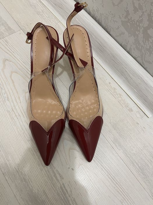 Токчета по модел Alaia