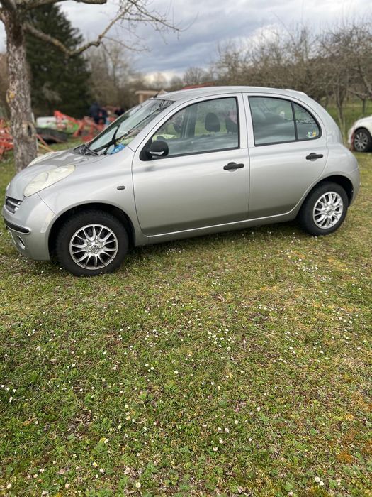 Nissan micra vând urgent