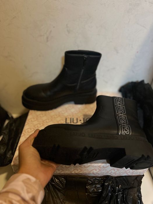Боти LIU. JO 36номер