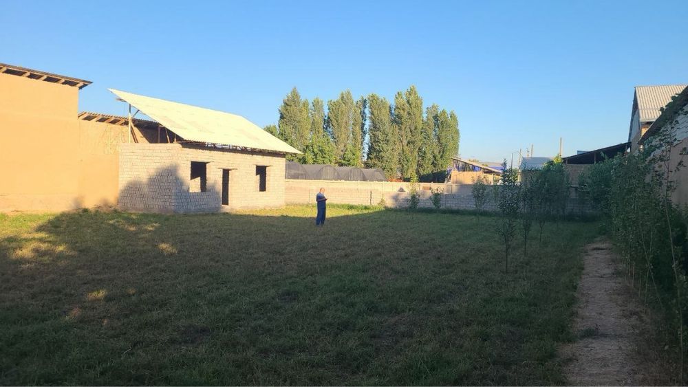 Срочно 9 сотули ер сотилади