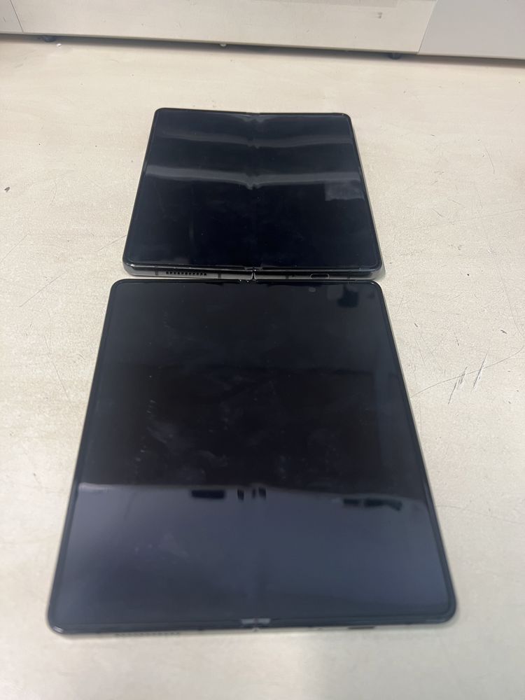 Display original samsung fold 4 / fold 5