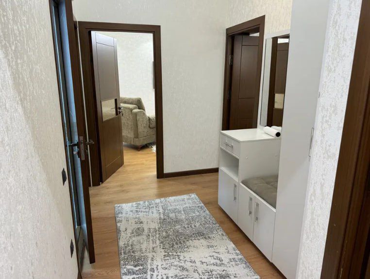 Квартира на Осиё (Ц6) 2/4/9 общ пл 60м  Евро с обстановкой