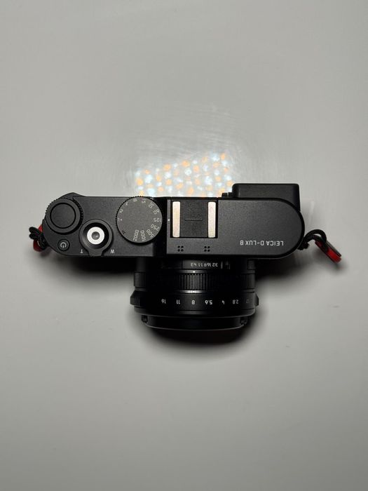 Aparat foto Leica D-Lux 8 nou