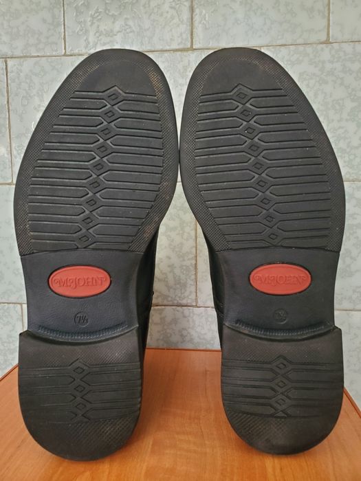 Ghete M. John piele naturală, elegante, tip brogue, fermoare YKK, 40