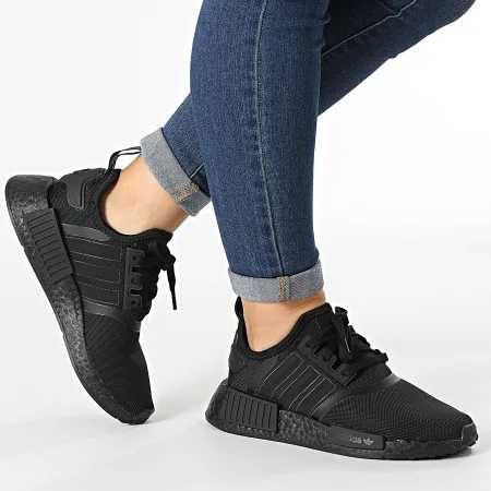 Оригинални маратонки * ADIDAS NMD R1 * EU 38 2/3