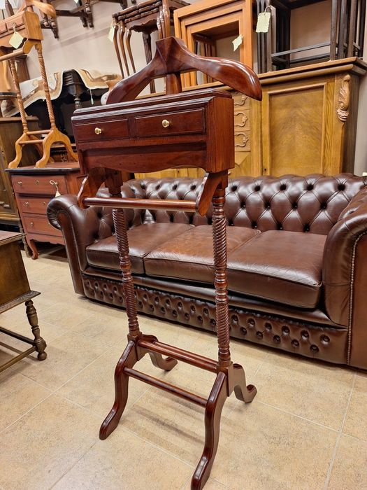 Антична закачалка от края на 18 век