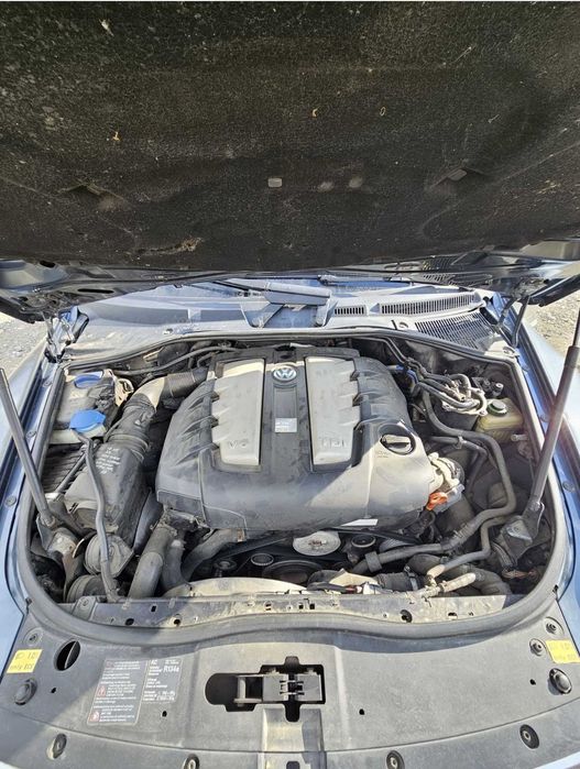 Volkswagen Touareg Facelift 3.0 BKS/Manual/Arcuri/2008