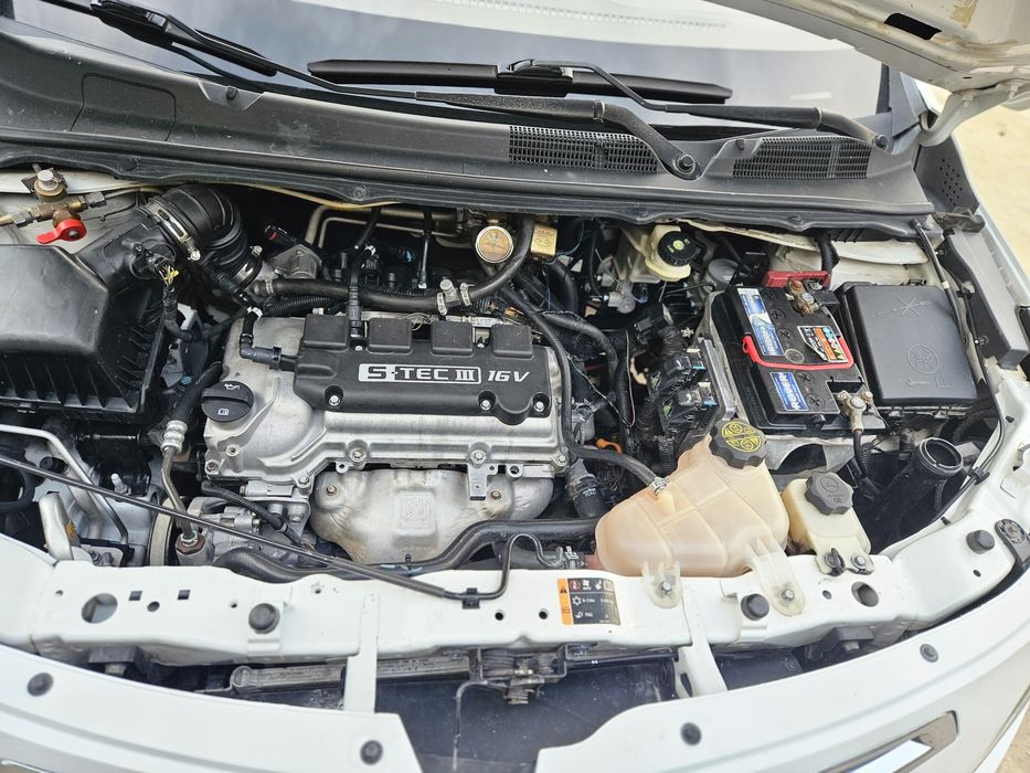 Shevrolet  Cobalt 2015