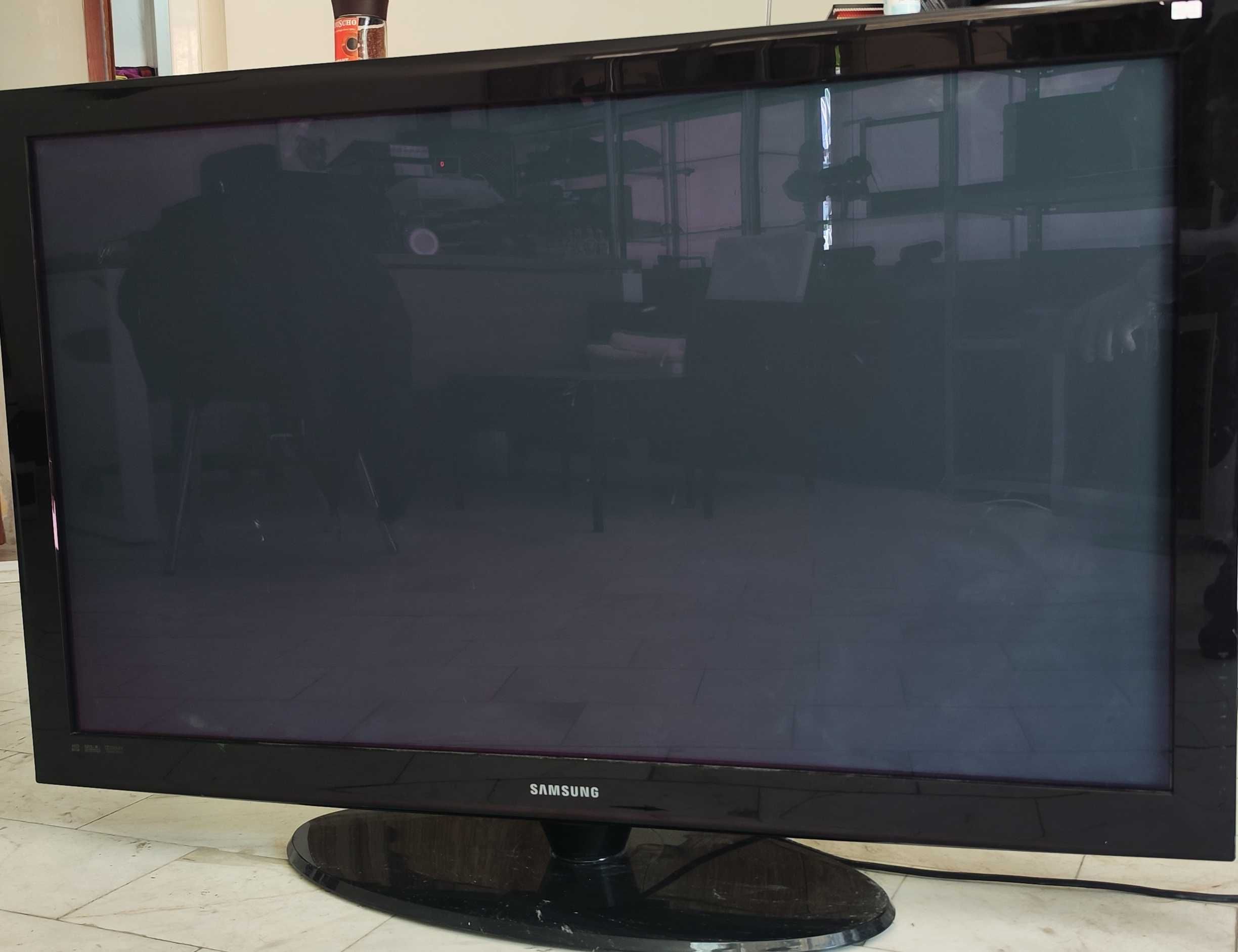 Телевизор SAMSUNG PS50B450B1W