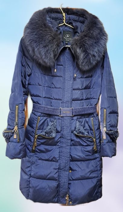 Продам женский пуховик