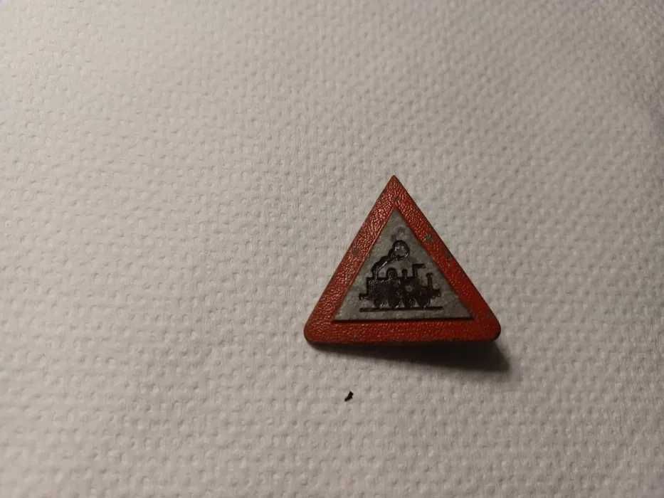 Lot vintage de 8 medalii diferite 5