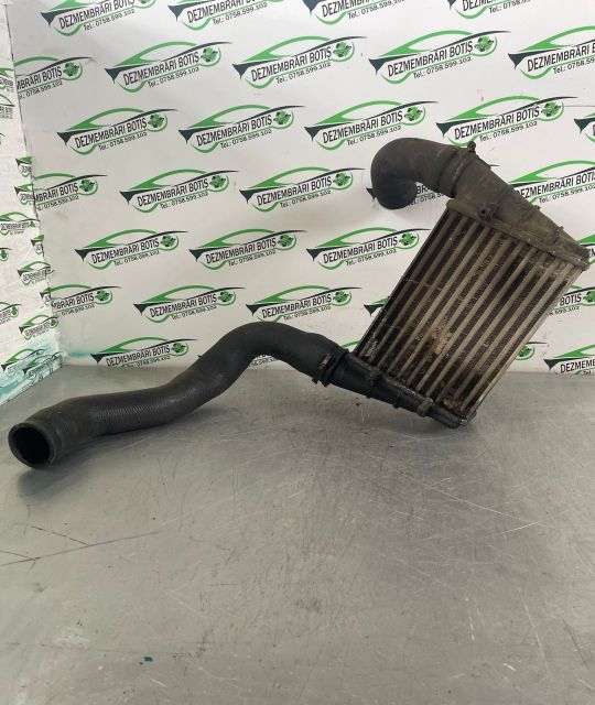 Intercooler 058 145 805 C Volkswagen VW Passat B5
