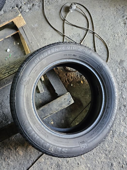 2 anvelope iarna 205 60 16 Semperit 2020