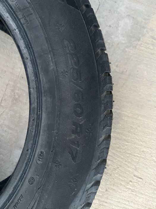 Продам шины 225/60/17