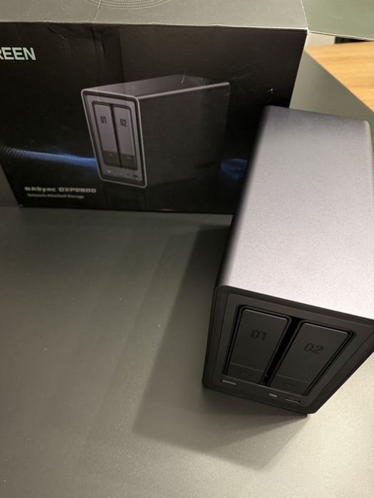 NAS UGREEN NASync DXP2800 , nou !
