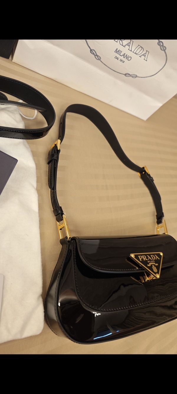 Дамска чанта Prada