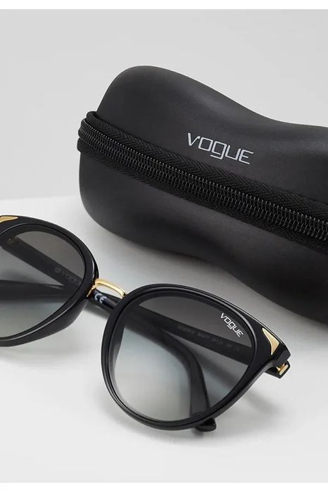 Vogue слънчеви очила черни