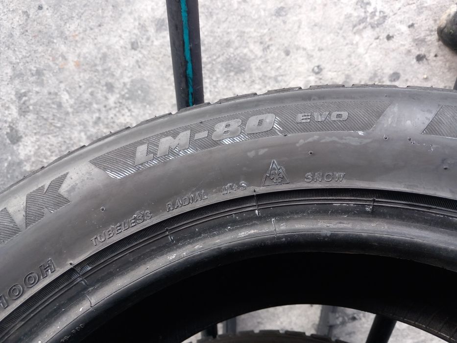 Bridgestone 235 55 r18 iarna