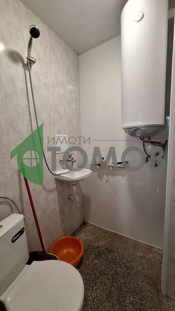 Дава се под наем Едностаен апартамент в Стара Загора, Казански - 37 кв.м за 204 € - Снимка #6