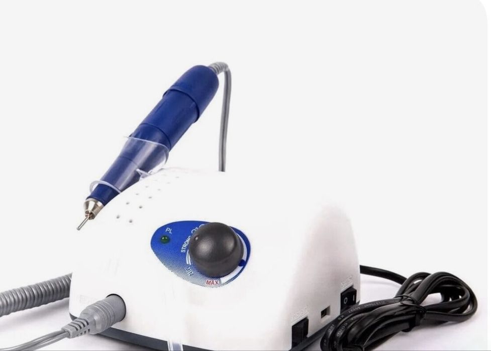 Продается маникюрный аппарат strong 210