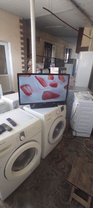 Самсунг диогональ 82см