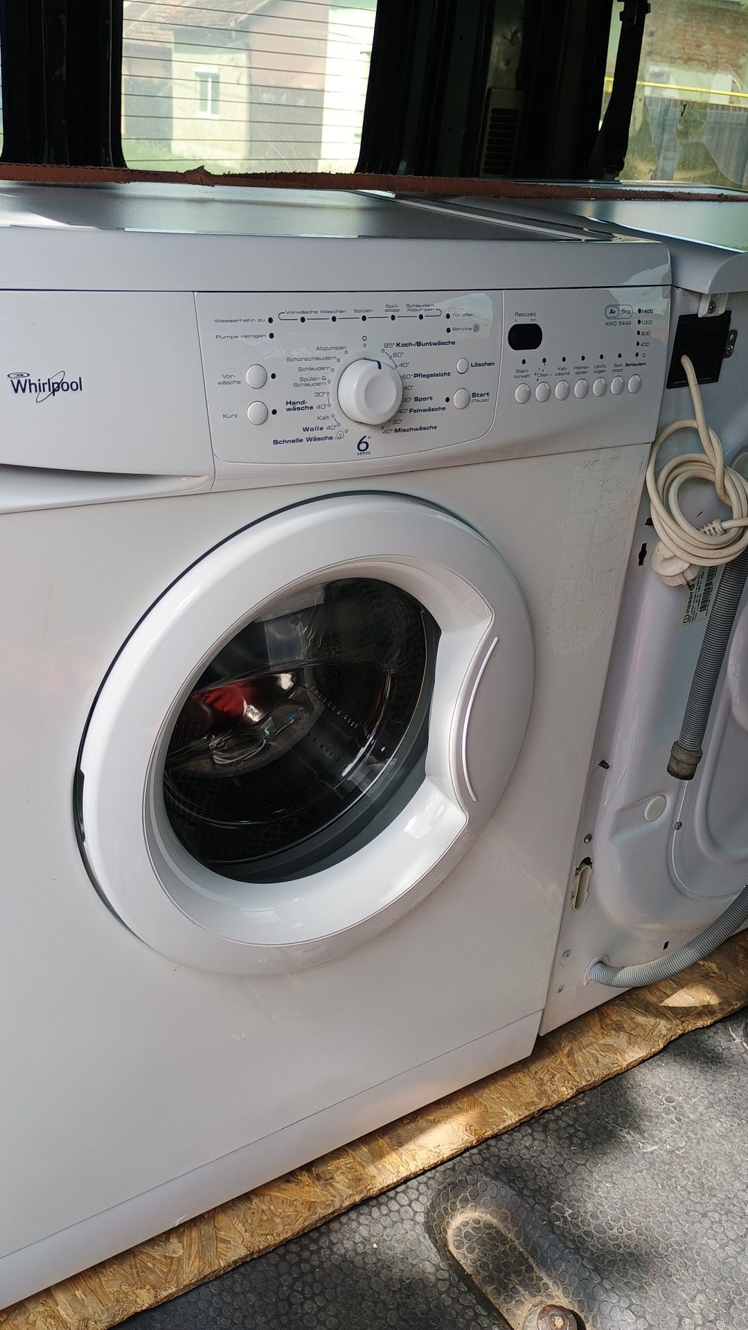 Mașină de spălat rufe baunekht70811w