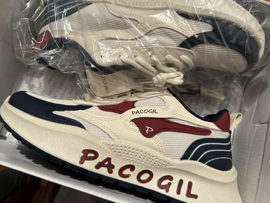 Кроссовки , унисекс, новые