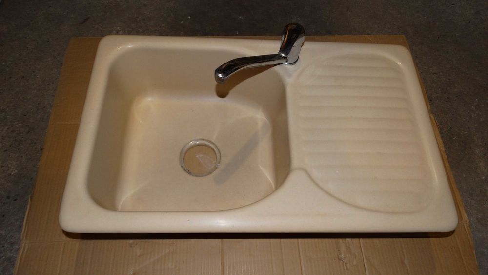 Мивка Фат 80 / 49 със смесител