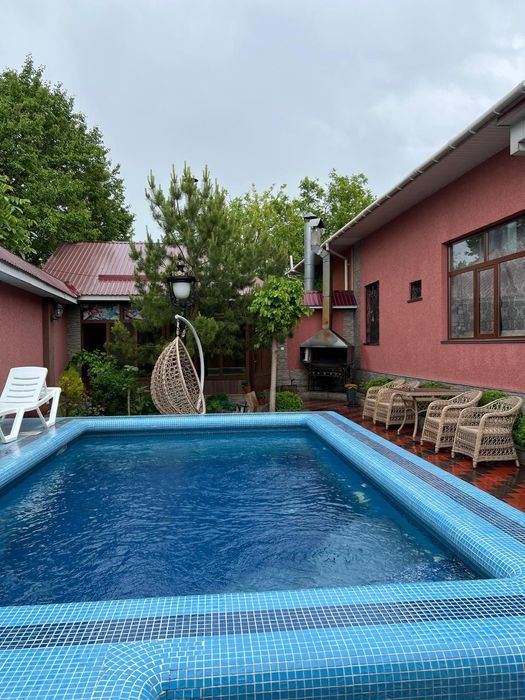 Продаётся 2 дачи на одном участке