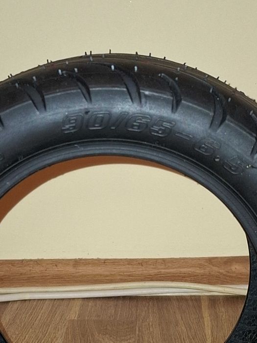 Cauciuc trotinetă electrică