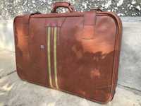 Geamantan vintage din piele maro cognac