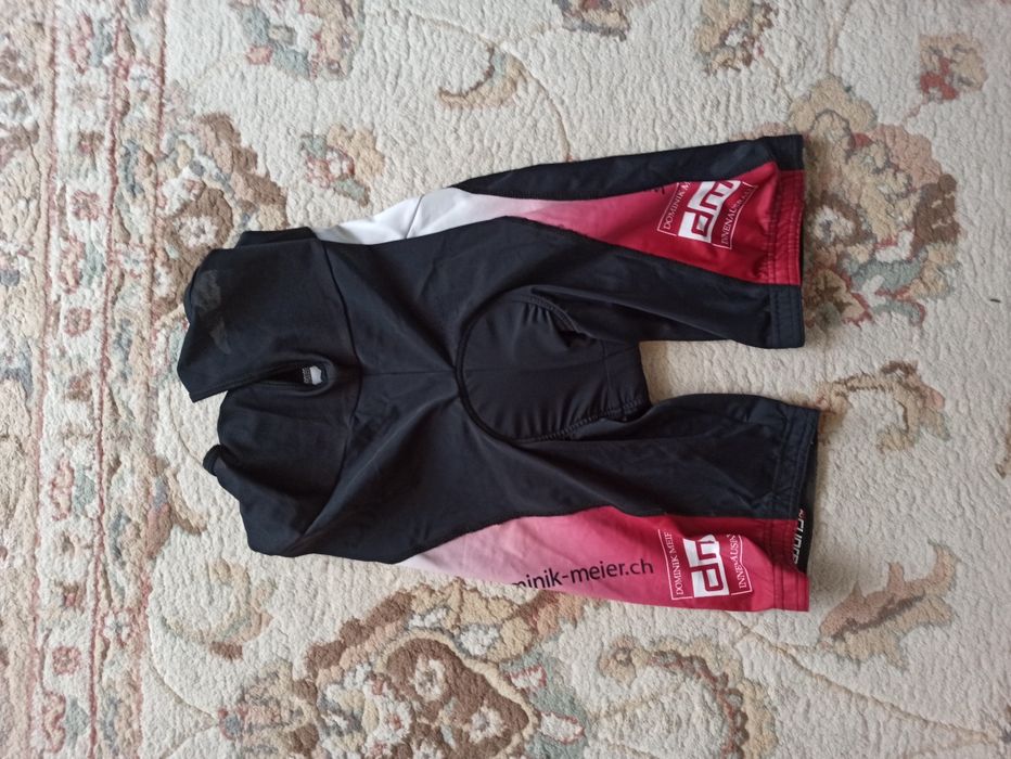Echipament ciclism: tricou, pantaloni mărime M