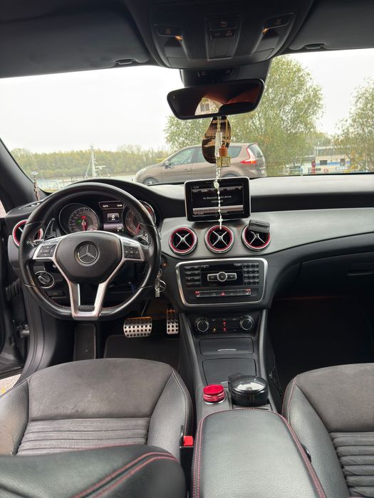 Mercedes CLA 250 AMG LINE