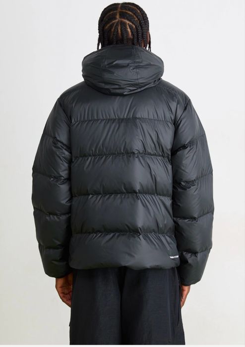 зимно яке windrunner